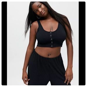 Urban outfitters drew seamless snap front bra top NWT